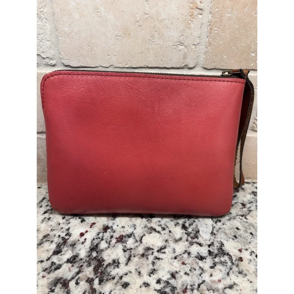 Patricia Nash Cassini Embossed Tooled BERRY Red Leather Women's Wristlet NWT $89